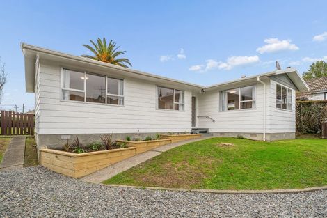 Photo of property in 30a Hudson Avenue, Ebdentown, Upper Hutt, 5018