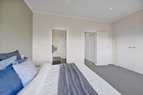 Photo of property in The Strand, 4/16 Ronald Street, Strandon, New Plymouth, 4312