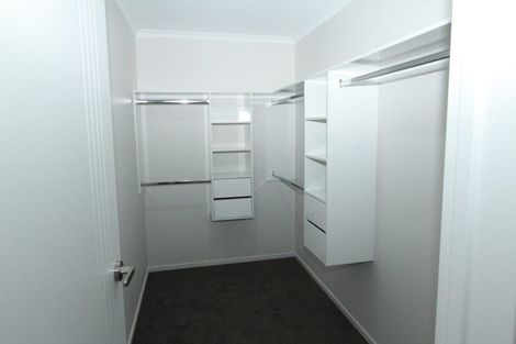 Photo of property in 5 Karokaro Road, Takanini, 2112