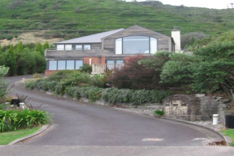 Photo of property in 57c Kotare Street, Waikanae, 5036