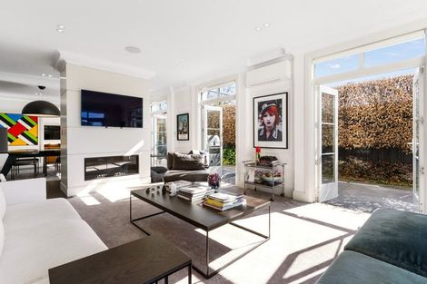 Photo of property in 9 Allister Avenue, Merivale, Christchurch, 8014