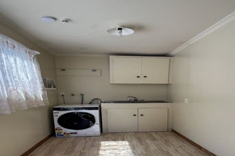 Photo of property in 16 Arahanga Grove, Maupuia, Wellington, 6022