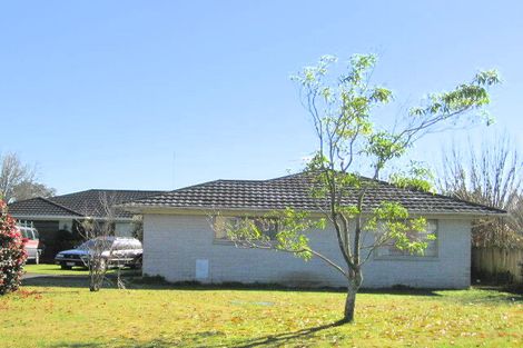 Photo of property in 2/10 Fernaig Street, Papakura, 2110