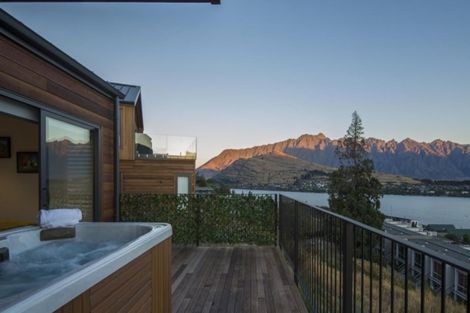 Photo of property in 27/u2 Panorama Terrace, Queenstown, 9300