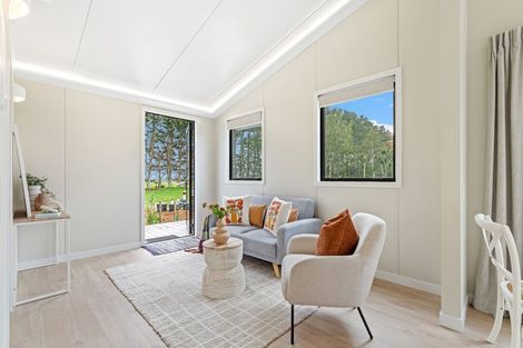 Photo of property in 40 Garth Road, Levin, 5571