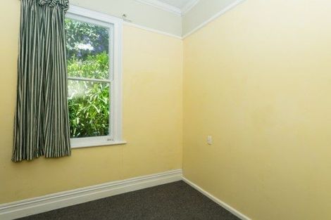 Photo of property in 37 Faraday Street, Hospital Hill, Napier, 4110