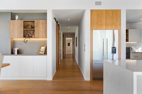 Photo of property in 14 Deans Drive, Wanaka, 9305