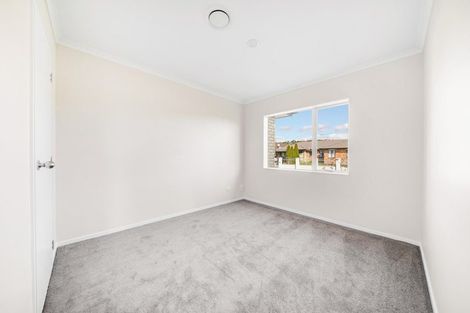 Photo of property in 2 Dunaff Place, Flat Bush, Auckland, 2019