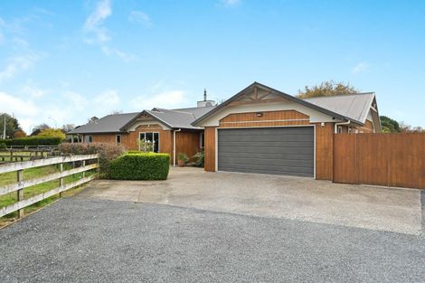 Photo of property in 15 Lissette Road, Newstead, Hamilton, 3286