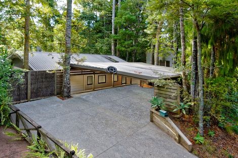 Photo of property in 11 Minnehaha Avenue, Titirangi, Auckland, 0604