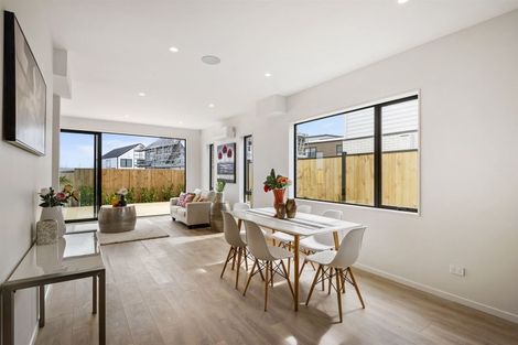 Photo of property in 15 Ocean Breeze Avenue, Hobsonville, Auckland, 0616