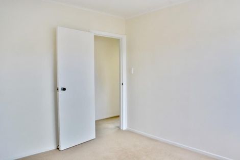 Photo of property in 41 Northcote Road, Hillcrest, Auckland, 0627