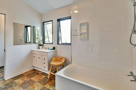 Photo of property in 14 Cameron Place, Drury, 2113