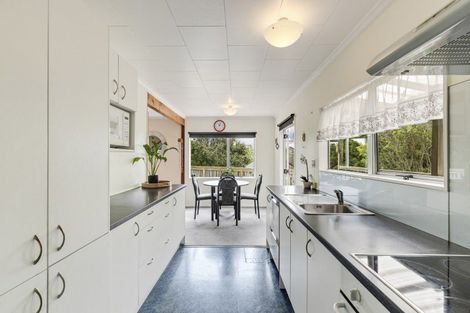 Photo of property in 79 Queens Road, Glen Avon, New Plymouth, 4312