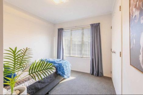 Photo of property in 28 Watts Street, Waipawa, 4210