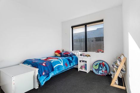 Photo of property in 38 Tara Crescent, Woodend, 7610