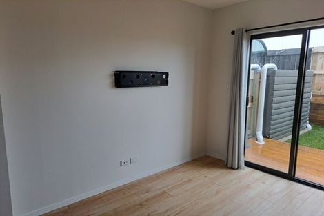 Photo of property in 3/6 Kereru Street, Henderson, Auckland, 0612