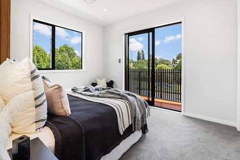 Photo of property in 64u3 Banbury Crescent, Fairfield, Hamilton, 3214