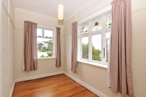 Photo of property in 38 Mills Road, Brooklyn, Wellington, 6021