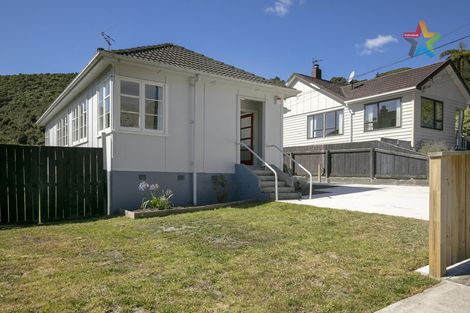 Photo of property in 56 Wilkie Crescent, Naenae, Lower Hutt, 5011