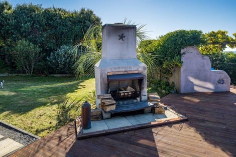 Photo of property in 23 Patiki Place, Titahi Bay, Porirua, 5022