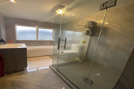 Photo of property in 40 Baverstock Road, Flat Bush, Auckland, 2016