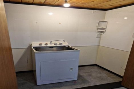 Photo of property in 2/2 Tiverton Crescent, Whalers Gate, New Plymouth, 4310