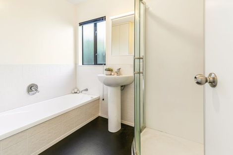 Photo of property in 49 Ohariu Road, Johnsonville, Wellington, 6037