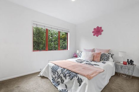 Photo of property in 15a Katrina Place, Massey, Auckland, 0614