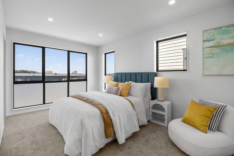 Photo of property in 9 Coast Garden Drive, Hobsonville, Auckland, 0616
