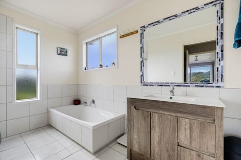 Photo of property in 12 Rata Street, Waipapakauri, Awanui, 0486