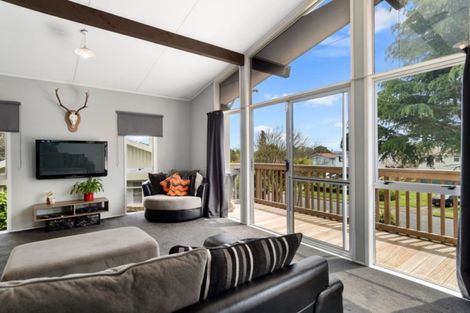 Photo of property in 9 Dunton Drive, Welcome Bay, Tauranga, 3112