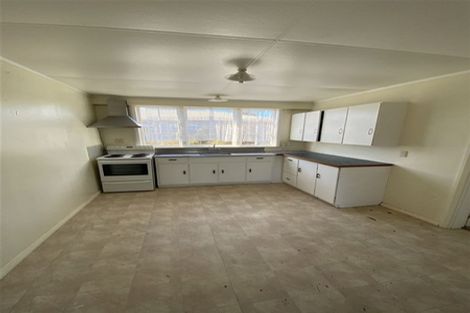 Photo of property in 15 Cole Street, Dannevirke, 4930