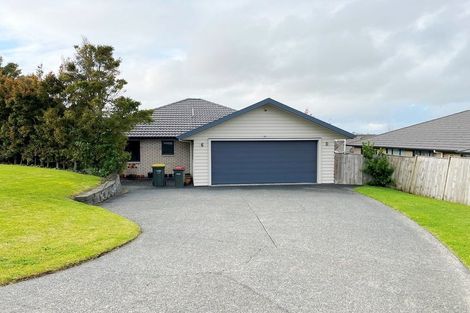 Photo of property in 6 Mcwhirters Farm Lane, Massey, Auckland, 0614