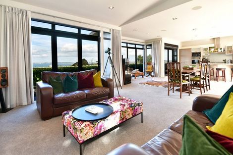 Photo of property in 15 Maire Road, Orewa, 0931