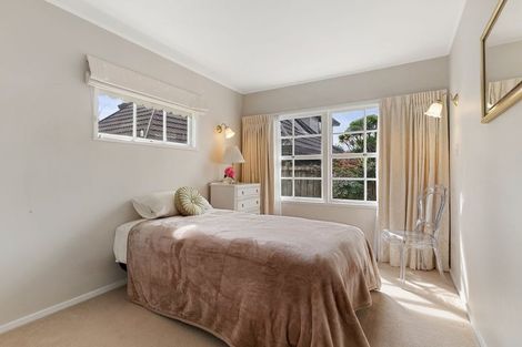 Photo of property in 6 Adonis Place, Half Moon Bay, Auckland, 2012