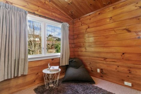 Photo of property in 33 Sunset Street, Hilltop, Taupo, 3330