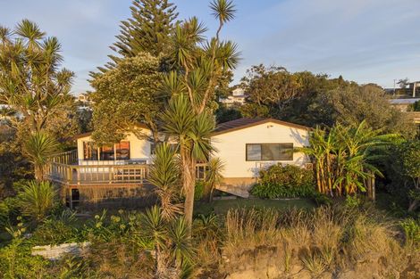 Photo of property in 110 Town Point Road, Maketu, 3189