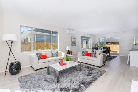 Photo of property in 42 Schoolside Road, Kumeu, 0810