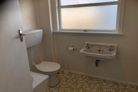 Photo of property in Shakespeare Flats, 8/48 Merton Street, Trentham, Upper Hutt, 5018