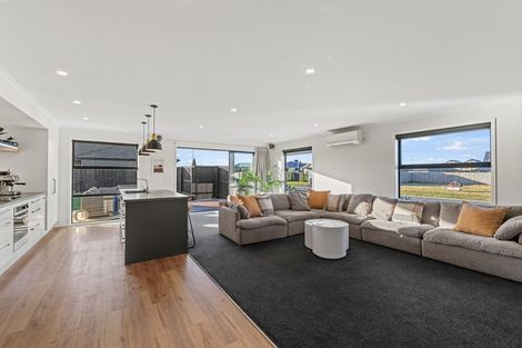 Photo of property in 58 Avanda Avenue, Rolleston, 7615