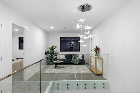 Photo of property in 5 Pihipihi Way, Crofton Downs, Wellington, 6035