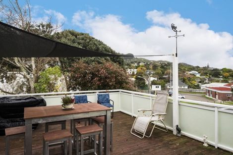 Photo of property in 13 Lyndhurst Road, Tawa, Wellington, 5028