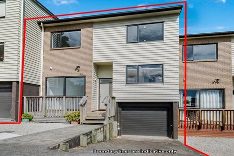Photo of property in 4/2 Swan Hill Drive, Glen Eden, Auckland, 0602