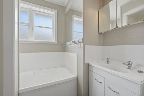 Photo of property in 358 Hills Road, Mairehau, Christchurch, 8013