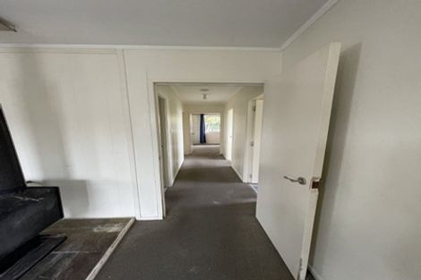 Photo of property in 28 Hinton Place, Weymouth, Auckland, 2103