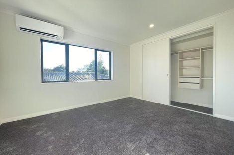 Photo of property in 421a Bucklands Beach Road, Bucklands Beach, Auckland, 2012