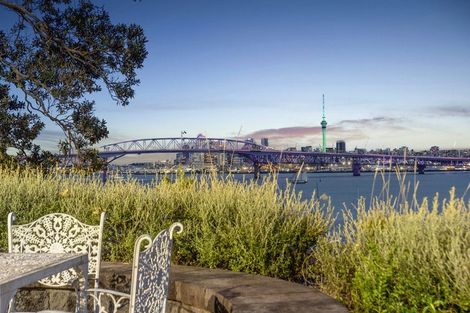 Photo of property in 3 Hinemoa Street, Birkenhead, Auckland, 0626