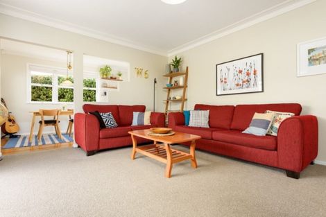 Photo of property in 212 Ngatai Road, Otumoetai, Tauranga, 3110