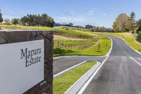 Photo of property in 12 Willow Lane, Acacia Bay, 3385